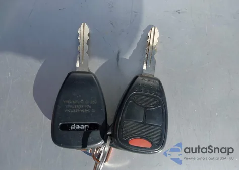 2016 Jeep Compass Sport из США, поврежденный, VIN 1C4NJCBA5GD648883